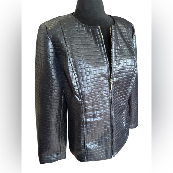 Kim Rogers Quilted Cropped Jacket – Black – Size M - Picture 2 of 11